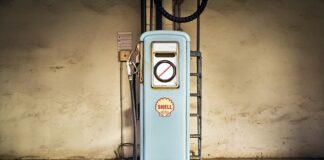 Ile pali Kia Ceed 1.6 benzyna?